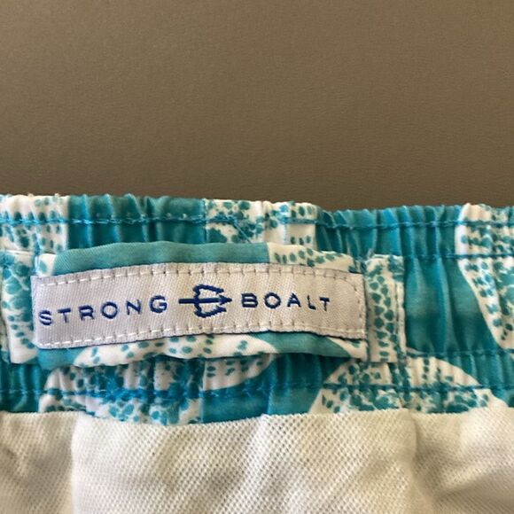 Strong Boat Classic Boys Swim Trunks in White/Aqua Sand Dollar Print. Size 12. - Picture 8 of 9